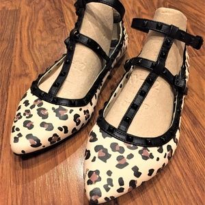 Betsey Johnson Betseyville Leopard Ankle Flats 8.5